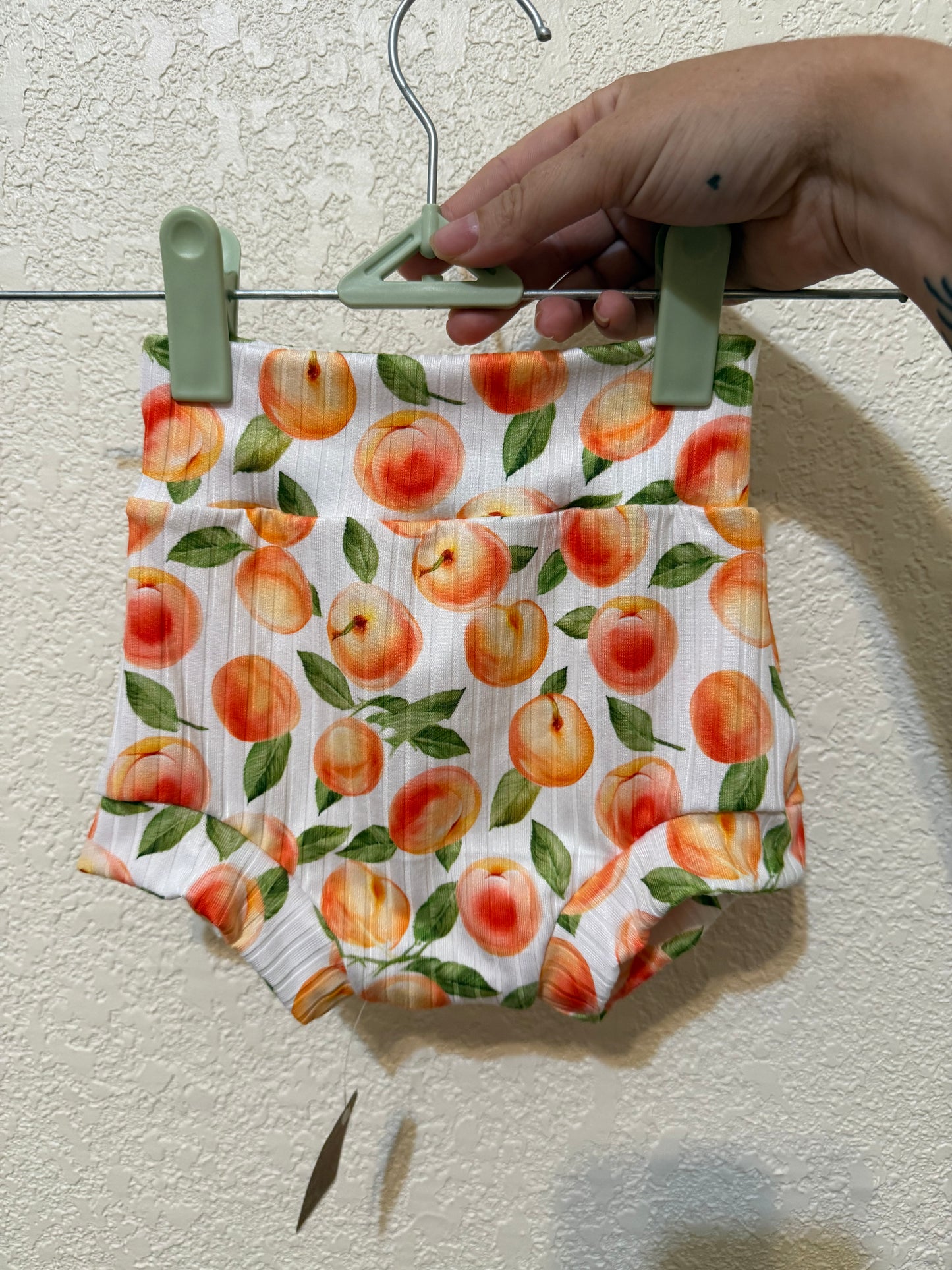Peach Bummies