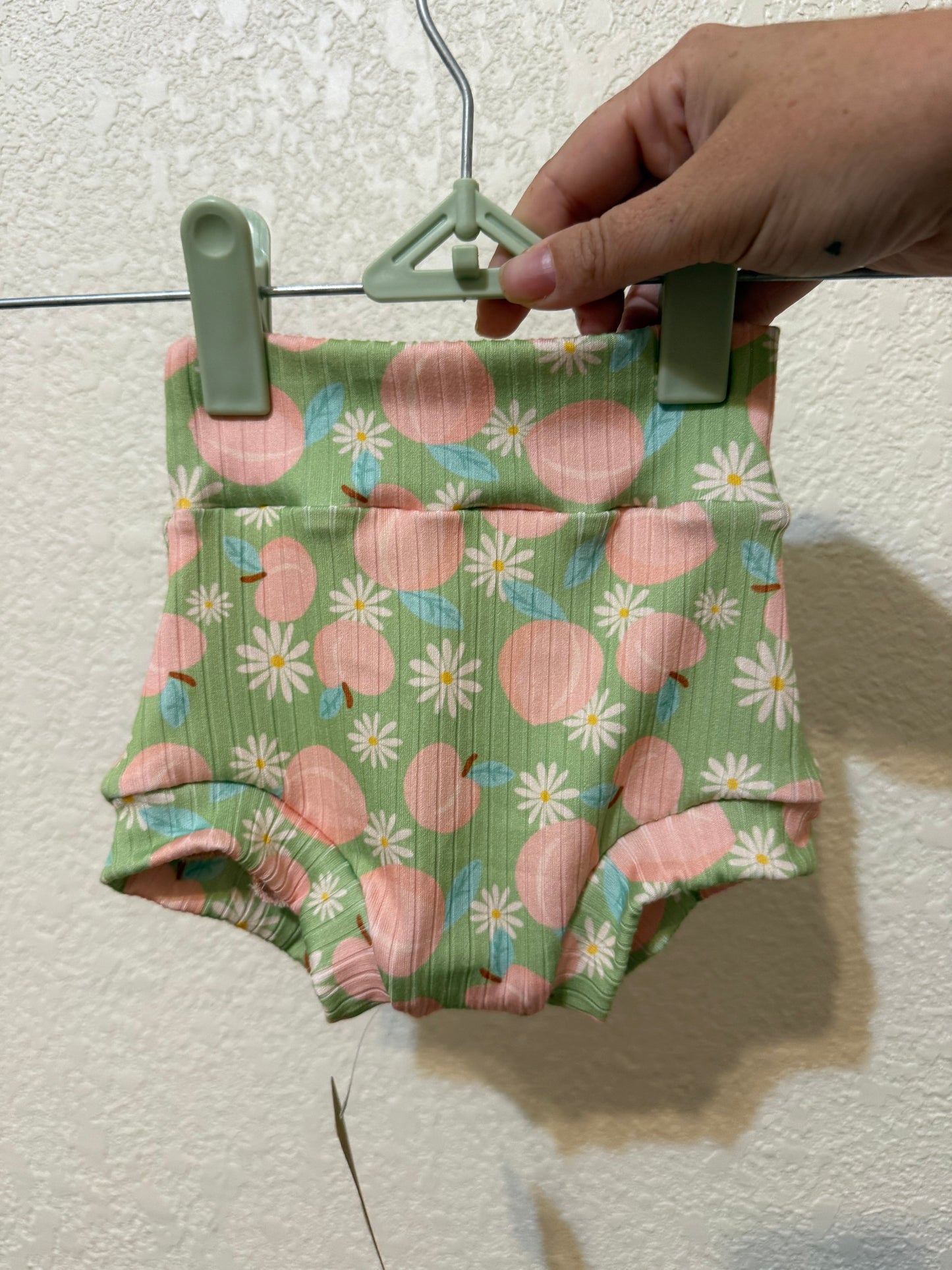 Green Peach Bummies
