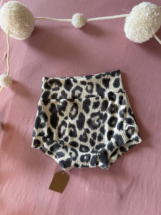 Cheetah bummies