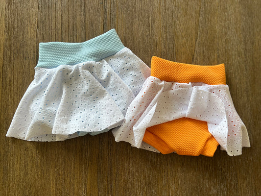 Skirted bummies with eyelet fabric